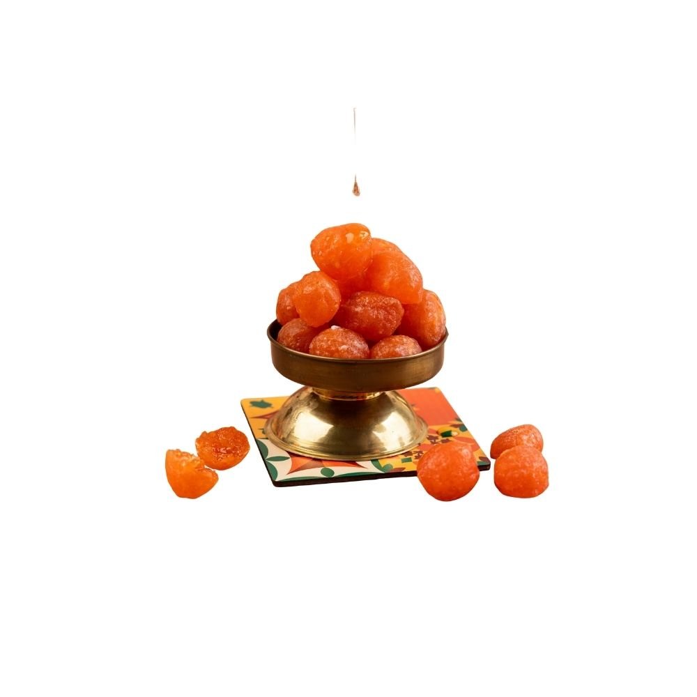 Soft, sweet, and melt-in-your-mouth — Thaen Mittai, also known as Honey Candy, is that nostalgic village treat we all grew up loving. Made with just a few humble ingredients, it bursts with natural sweetness and gives you that perfect crunchy-outside, soft-inside bite.